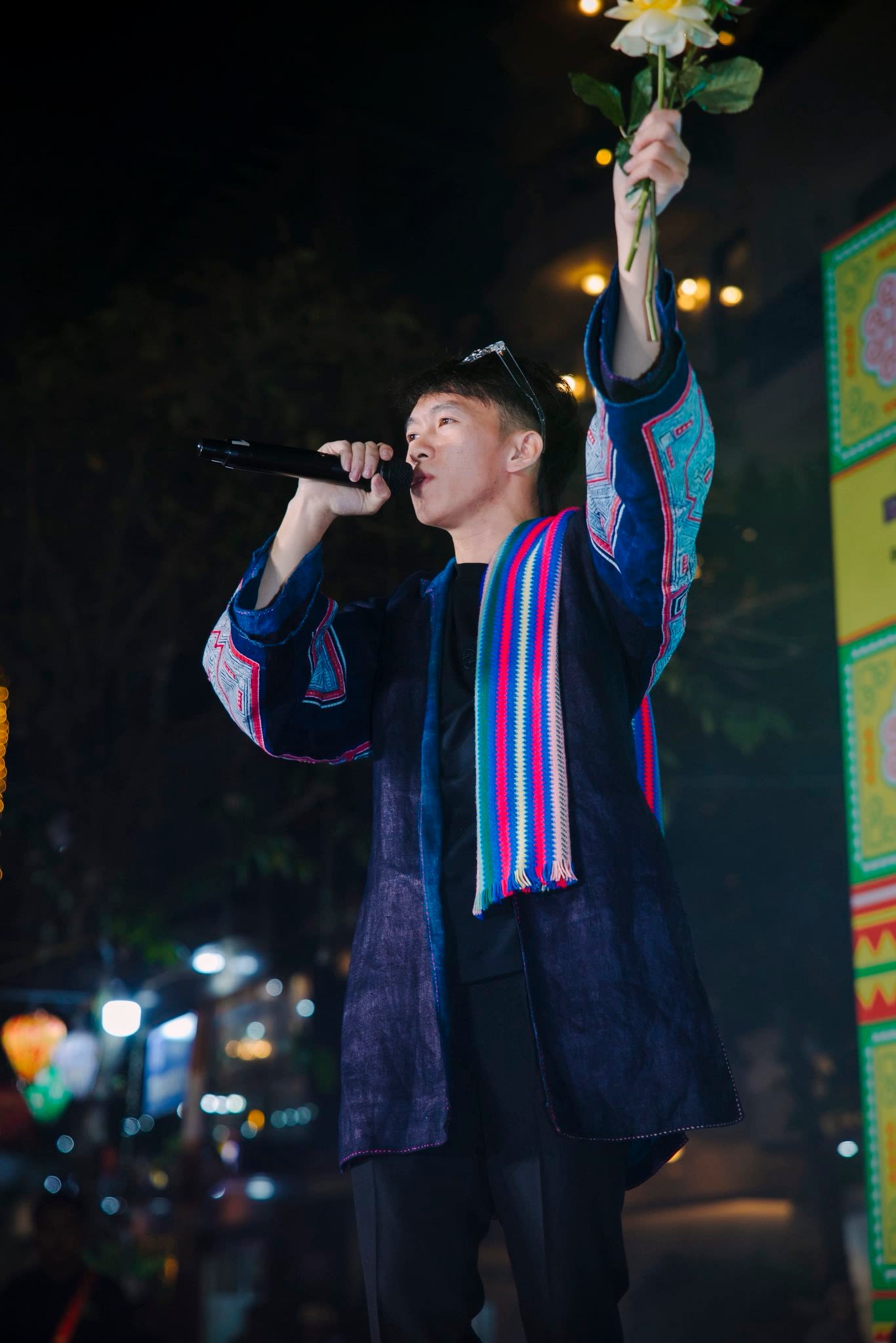 Vietnamese Hmong artist Ar Saier